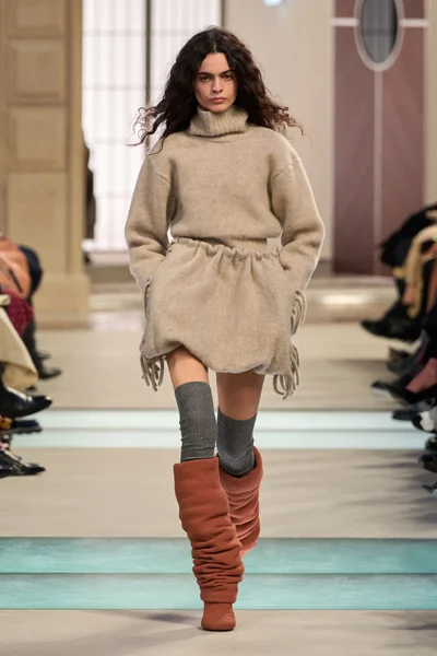 Look 42